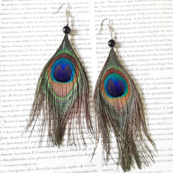 Aretes de pluma