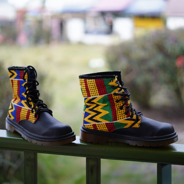 Zapatos con tela africana